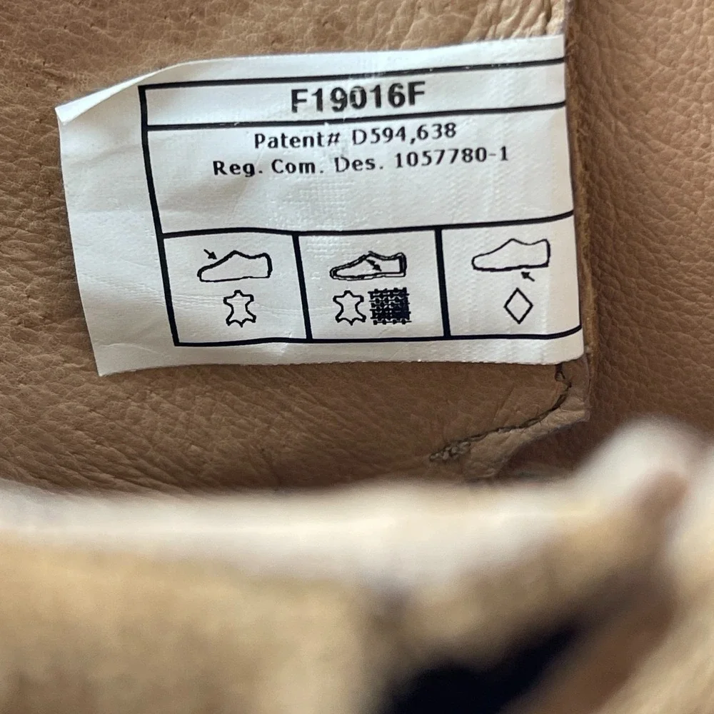 UGG Women's Cara Ankle Boots Size 8 Chestnut Suede Buckle Fringe Pull On Western
